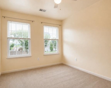 987 Longview Lane - Photo Thumbnail 29