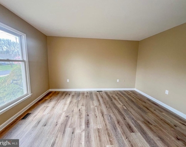 26 Byrd Avenue - Photo Thumbnail 23