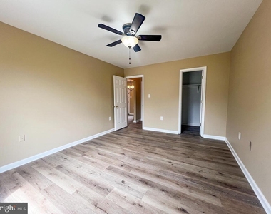 26 Byrd Avenue - Photo Thumbnail 12