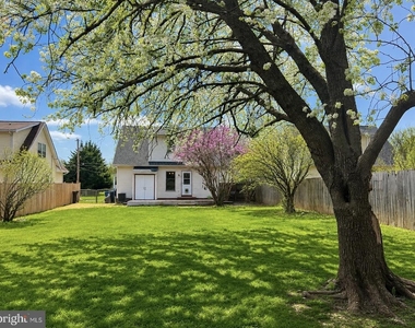26 Byrd Avenue - Photo Thumbnail 2