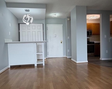 1225 Martha Custis Drive - Photo Thumbnail 2