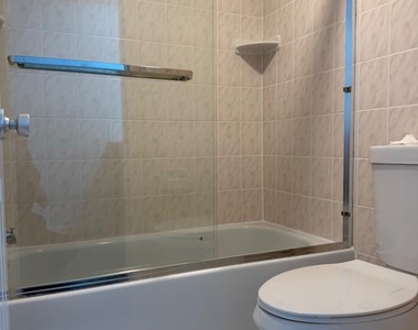 1225 Martha Custis Drive - Photo Thumbnail 7