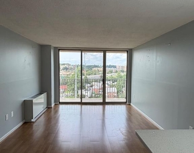 1225 Martha Custis Drive - Photo Thumbnail 1