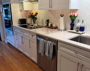 1250 S Washington Street - Photo Thumbnail 8