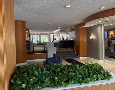 2500 N Van Dorn Street - Photo Thumbnail 2