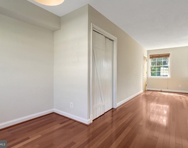 2709 Arlington Boulevard - Photo Thumbnail 10