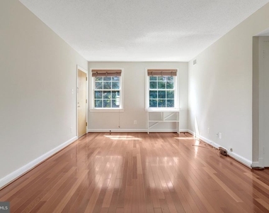 2709 Arlington Boulevard - Photo Thumbnail 6