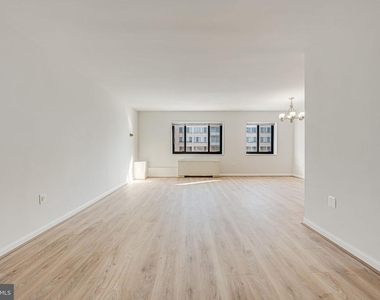 1200 S Arlington Ridge Road - Photo Thumbnail 17