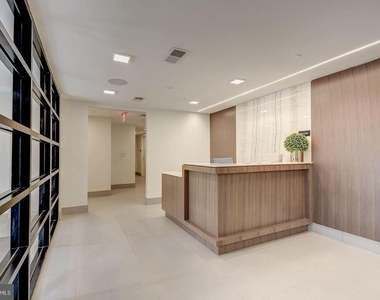 1411 Key Boulevard - Photo Thumbnail 2