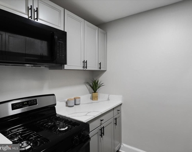 2608 Arlington Boulevard - Photo Thumbnail 13
