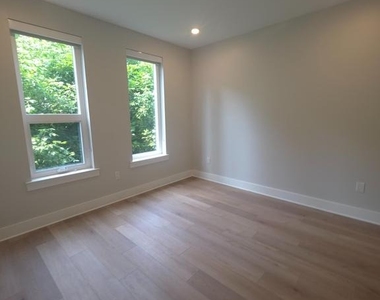 3503 Midvale Avenue - Photo Thumbnail 32