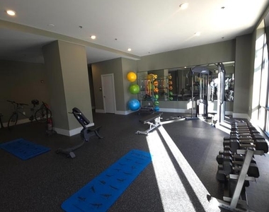 3503 Midvale Avenue - Photo Thumbnail 12