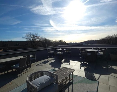 3503 Midvale Avenue - Photo Thumbnail 19