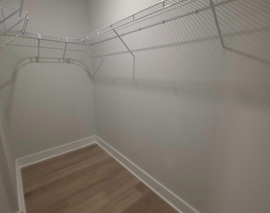 3503 Midvale Avenue - Photo Thumbnail 34