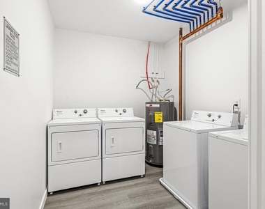 915 N Broad Street - Photo Thumbnail 13
