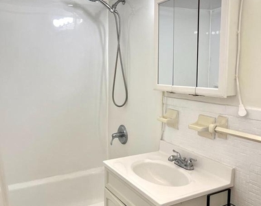 2127 Tasker Street - Photo Thumbnail 7