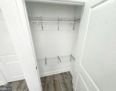 2507 N 19th Street - Photo Thumbnail 6