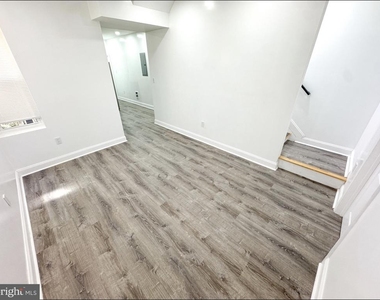 2507 N 19th Street - Photo Thumbnail 4