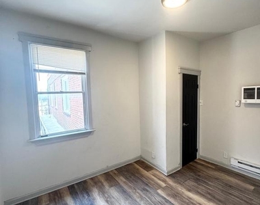 6707 Ogontz Avenue - Photo Thumbnail 4