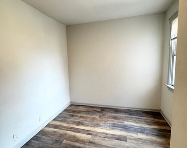 6707 Ogontz Avenue - Photo Thumbnail 6