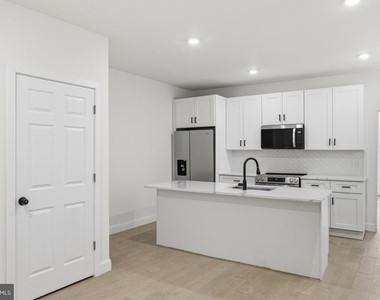 935 E Passyunk Avenue - Photo Thumbnail 4