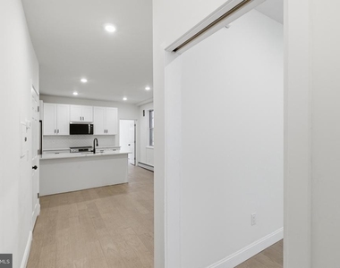 935 E Passyunk Avenue - Photo Thumbnail 7