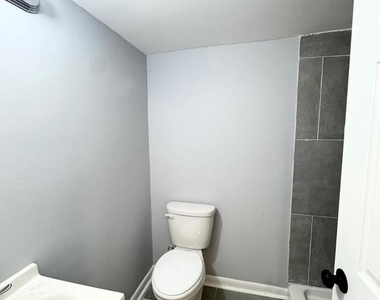 5323 Walnut Street - Photo Thumbnail 12