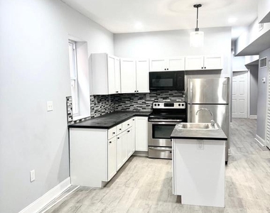 5323 Walnut Street - Photo Thumbnail 1