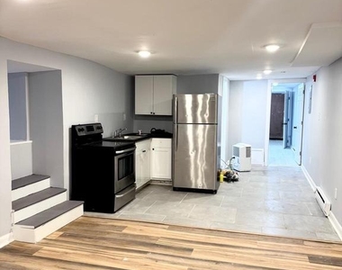 5323 Walnut Street - Photo Thumbnail 4