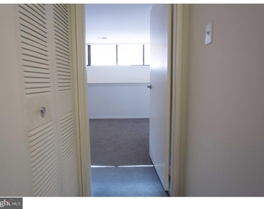 2031-3 South Street - Photo Thumbnail 7
