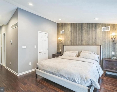 1153 N Hancock Street - Photo Thumbnail 14