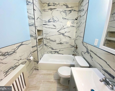 4055 N 9th Street - Photo Thumbnail 12