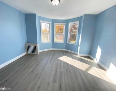 4055 N 9th Street - Photo Thumbnail 18