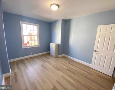 4055 N 9th Street - Photo Thumbnail 3