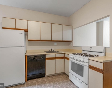 1632 S 4th Street - Photo Thumbnail 8