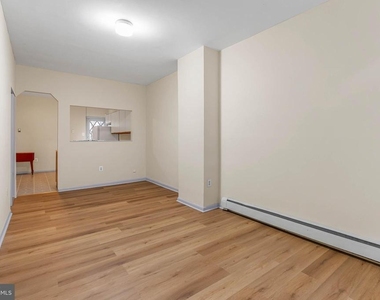 1632 S 4th Street - Photo Thumbnail 2
