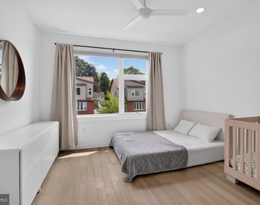 7354 Ridge Avenue - Photo Thumbnail 30