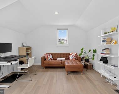 7354 Ridge Avenue - Photo Thumbnail 34