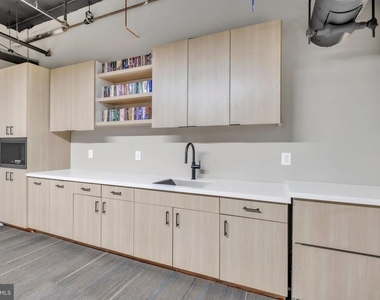 1801 Market Street - Photo Thumbnail 14