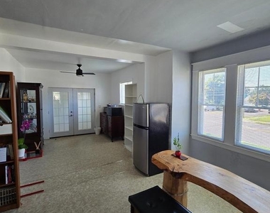 7800 Verree Road - Photo Thumbnail 5