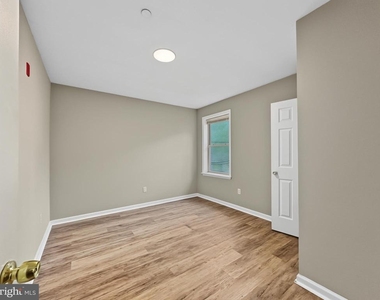 1811 Cecil B Moore Avenue - Photo Thumbnail 17