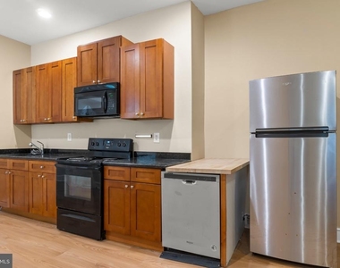 133 E Mt Airy Avenue - Photo Thumbnail 7