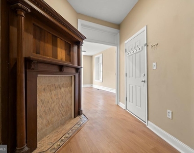133 E Mt Airy Avenue - Photo Thumbnail 2