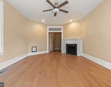 133 E Mt Airy Avenue - Photo Thumbnail 3