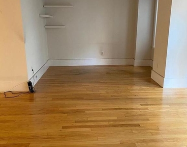 1615 Walnut Street - Photo Thumbnail 6