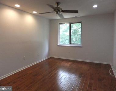 1650 Oakwood Drive - Photo Thumbnail 13