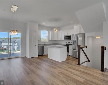 12437 Jackson Avenue - Photo Thumbnail 15