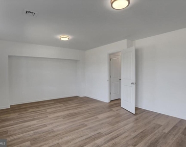 12437 Jackson Avenue - Photo Thumbnail 12