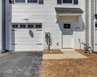 12437 Jackson Avenue - Photo Thumbnail 4