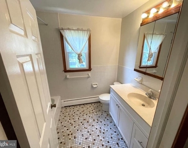 152 3rd Avenue - Photo Thumbnail 11